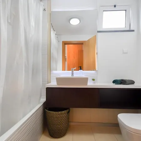 Spacious 3 Bedroom By The