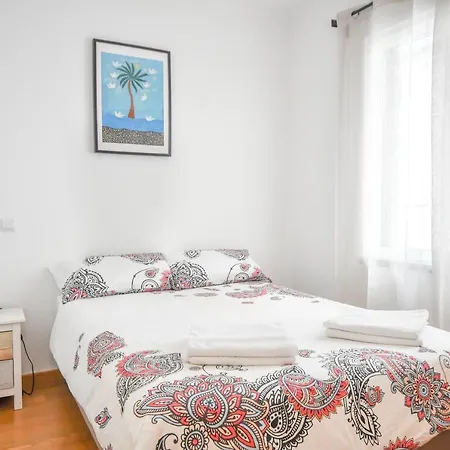 Spacious 3 Bedroom By The *